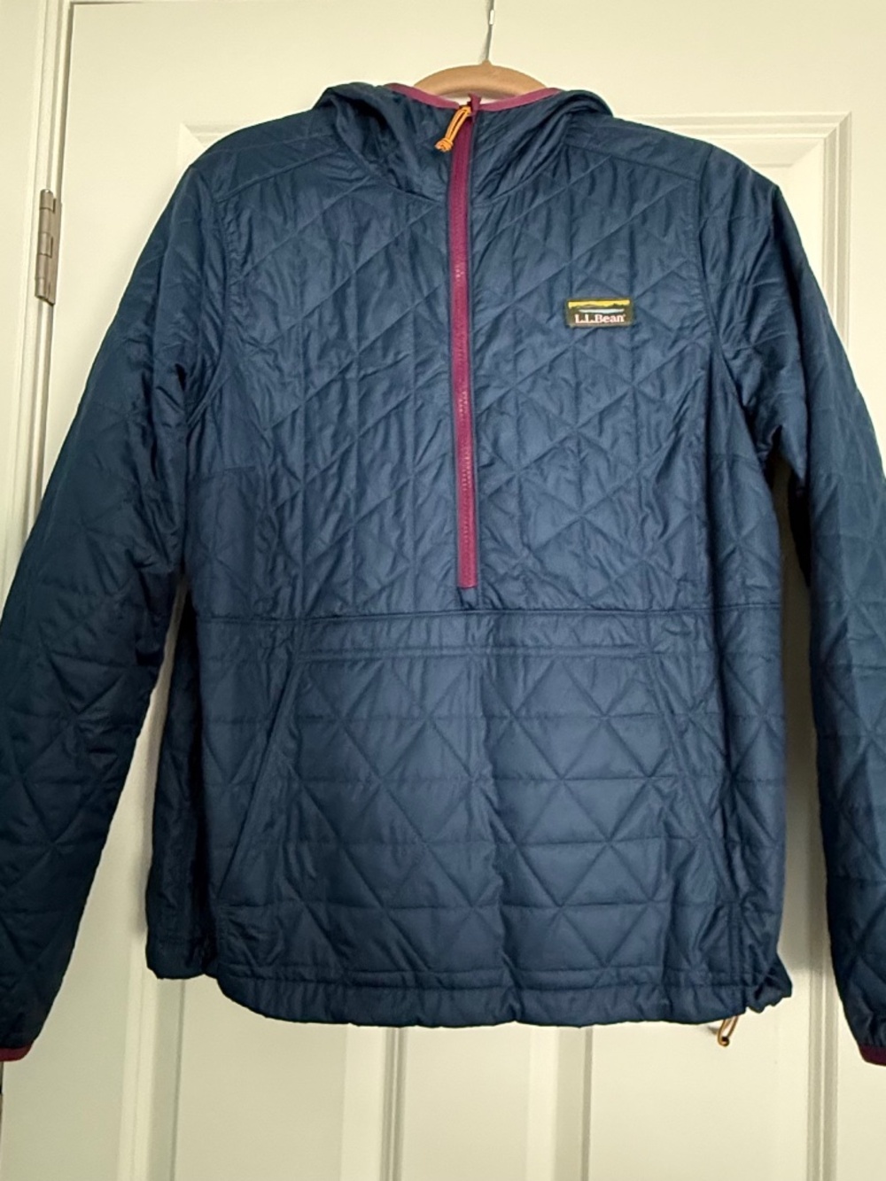 L.L. Bean womens primaloft Navy Quilted Hooded Pullover